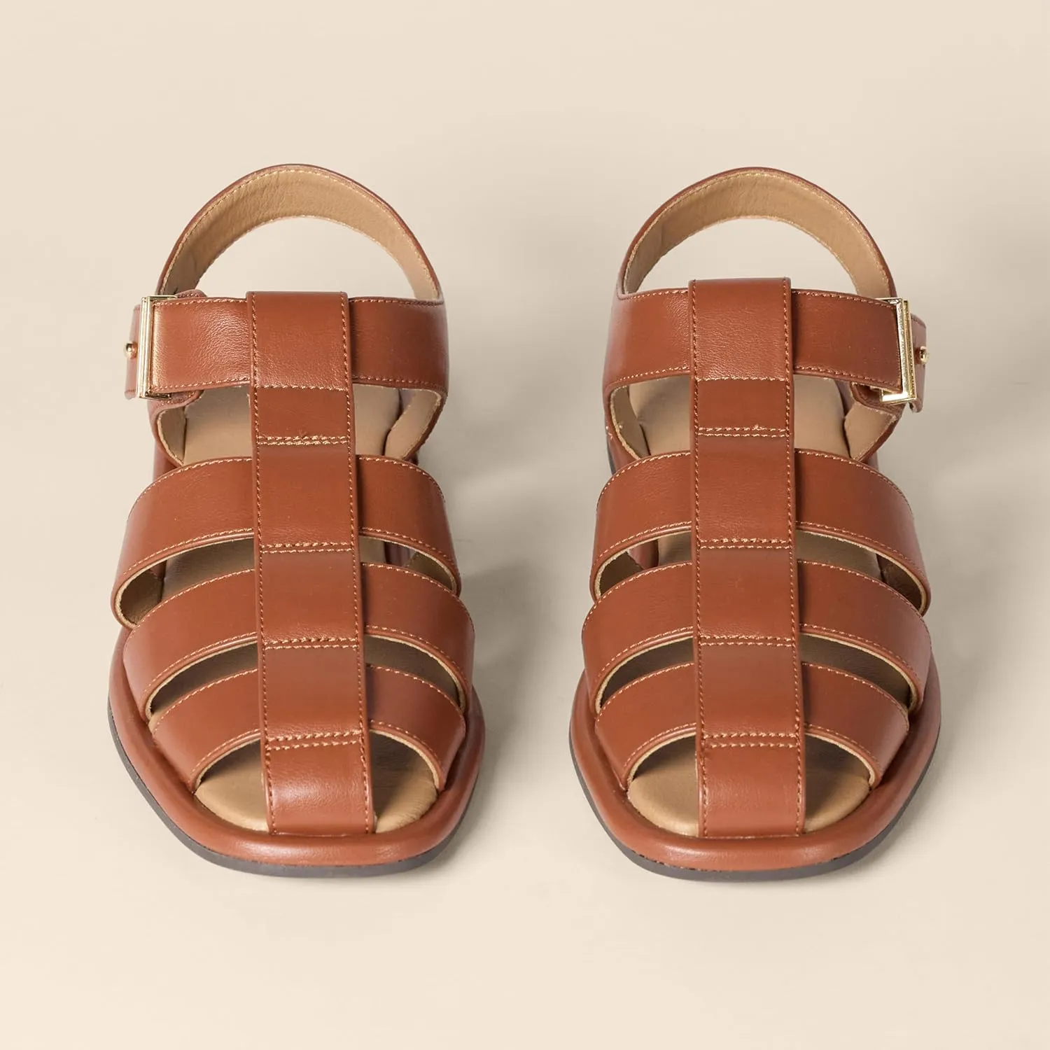 Amazon Essentials Women's Closed Toe Fisherman Sandals