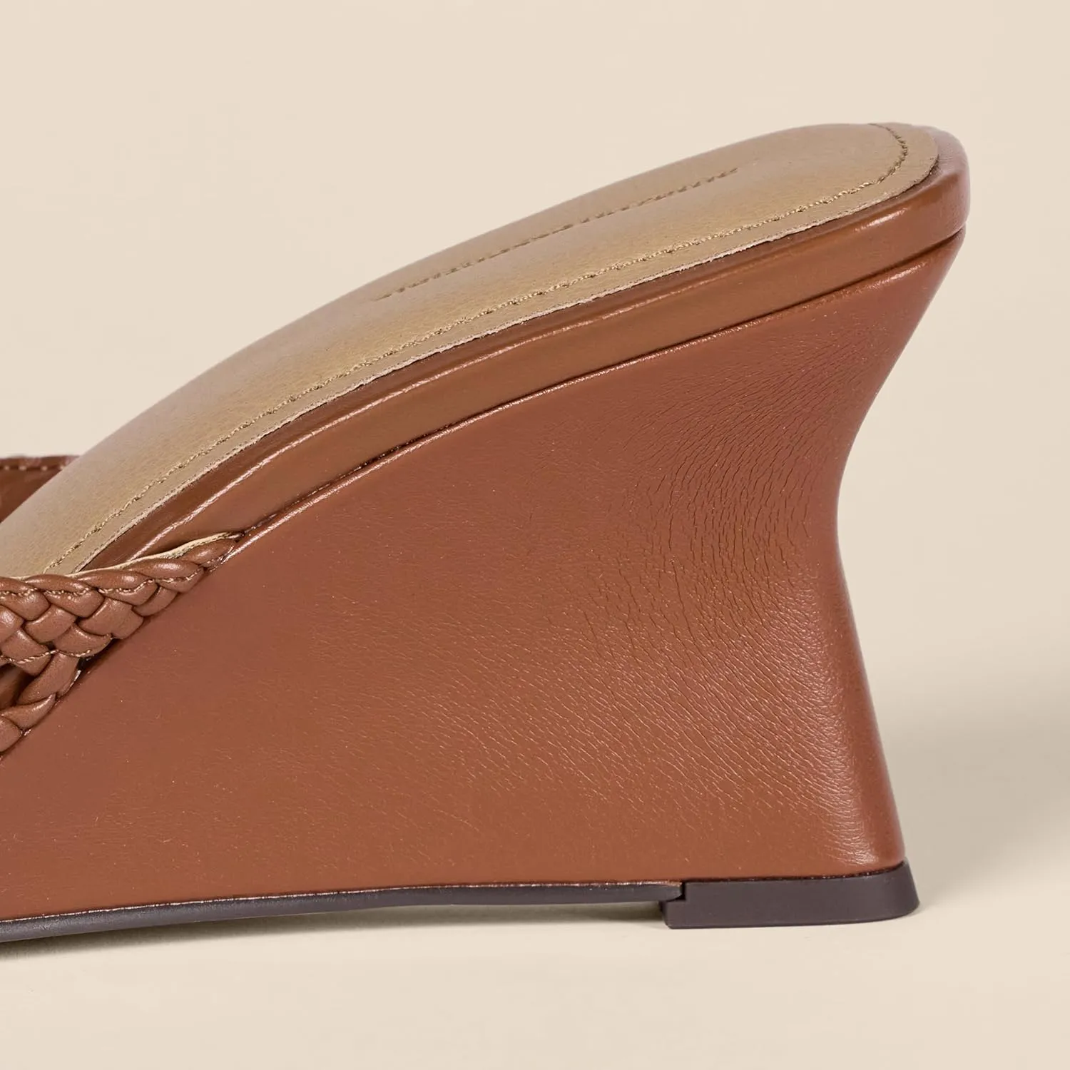 Amazon Essentials Women's Wedge Sandals