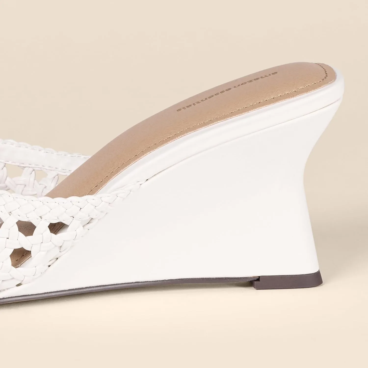 Amazon Essentials Women's Wedge Sandals