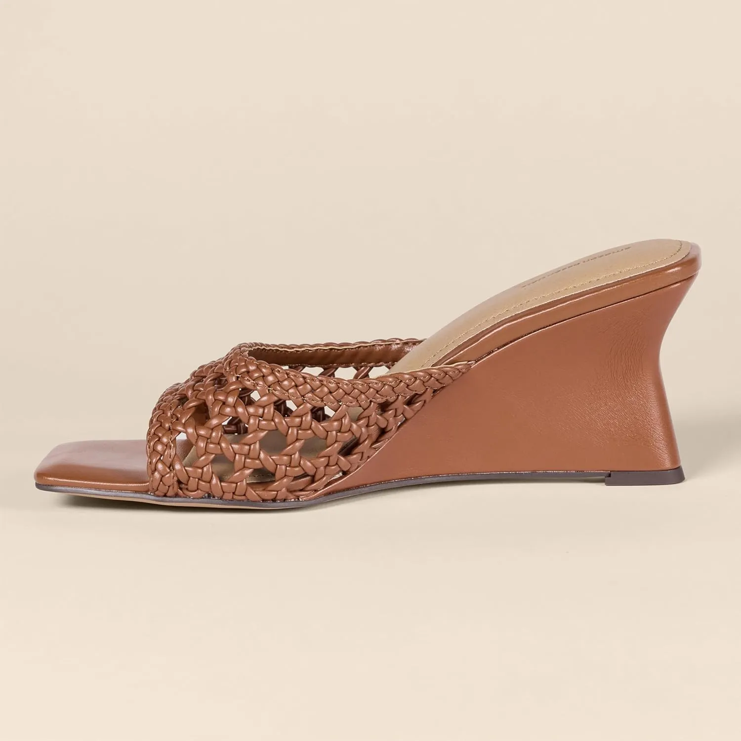 Amazon Essentials Women's Wedge Sandals