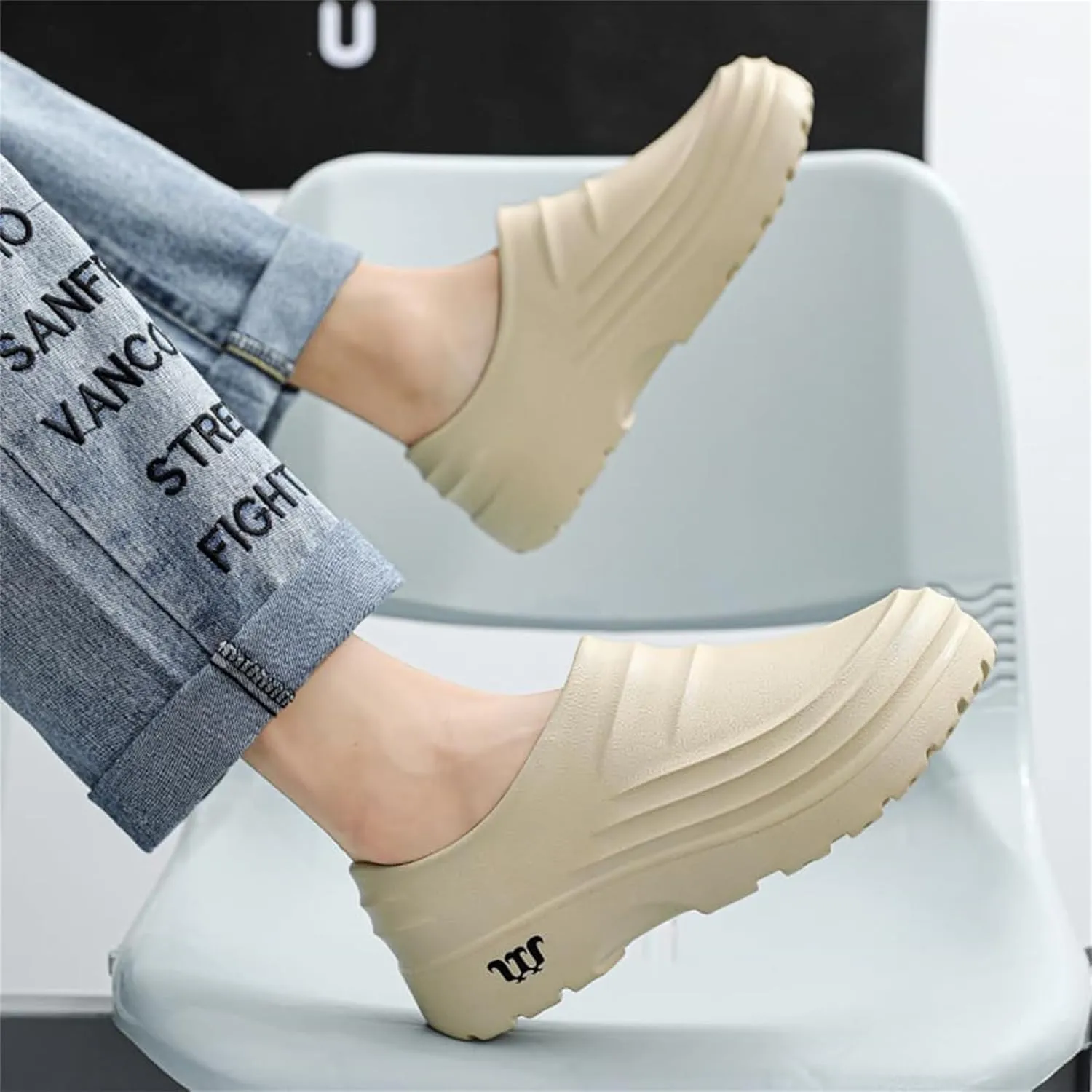 Armadillo Clogs Garden Nurse Work Shoes for Women Men Slip Resistant Armadillo Chef Shoes Comfortable Waterproof Casual Non Slip Nursing Gardening Clogs Kitchen Food Service Shoe Sandals