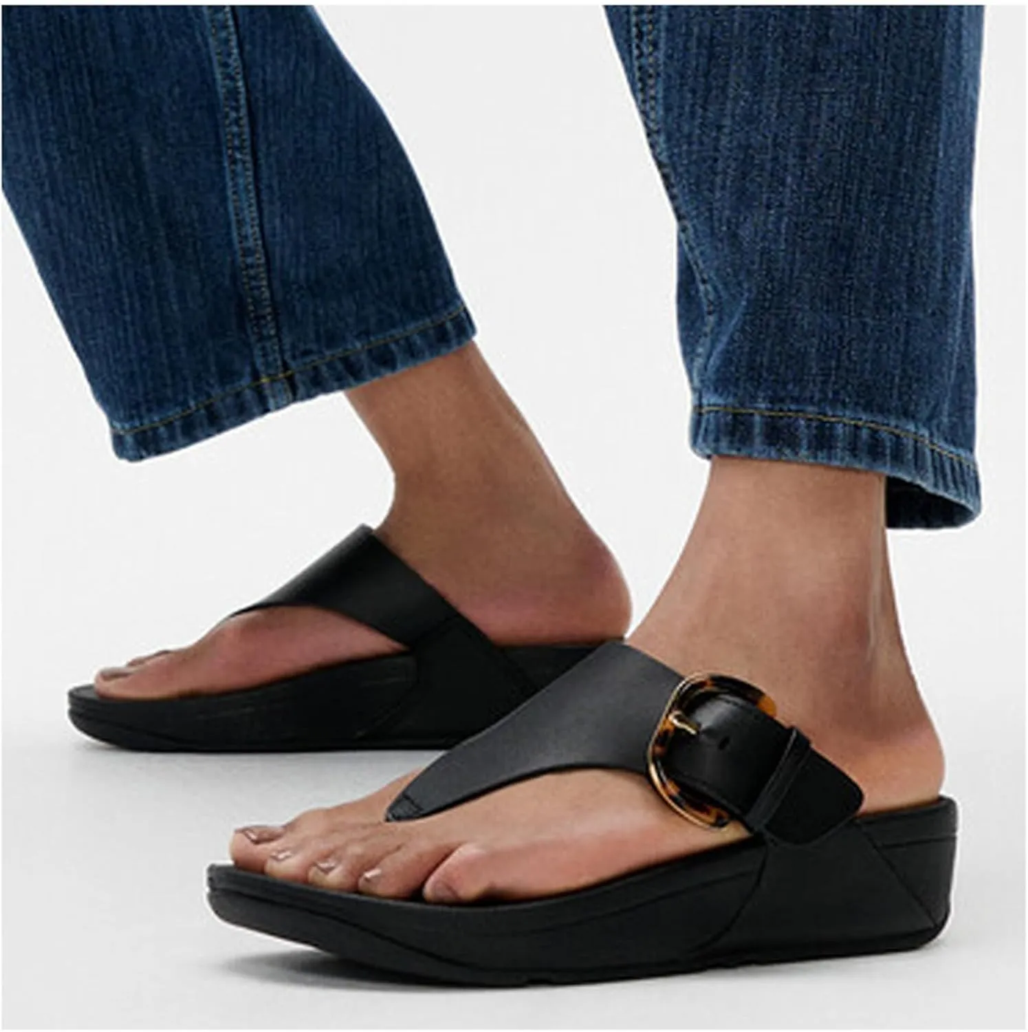 FitFlop Women's Lulu Resin-Buckle Leather Toe-Post Sandals Wedge