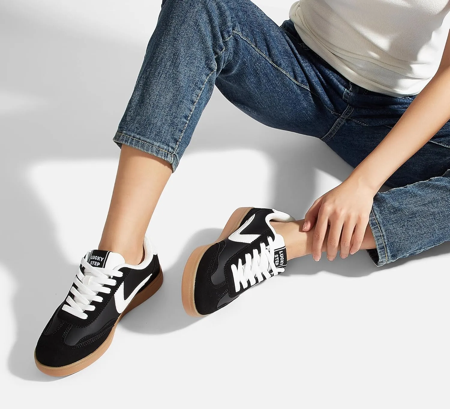 LUCKY STEP Women's Retro Fashion Sneakers Classic Casual Walking Shoes Non Slip Comfort Skate Shoes