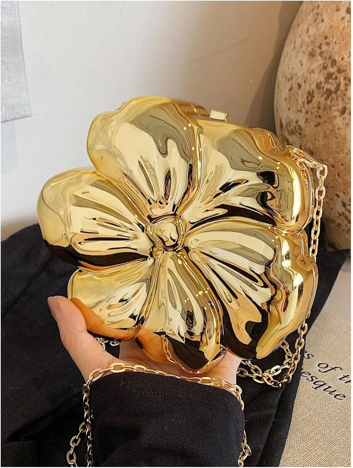 Milumia Women's Summer Metallic Flower Clutch Purse Elegant Chain Strap Crossbody Bags