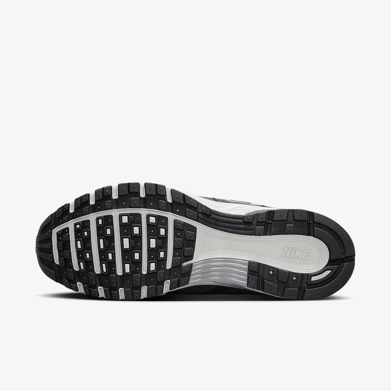 Nike P-6000 Winterized Shoes (HQ3818-001, Anthracite/Smoke Grey/Light Smoke Grey/Black)