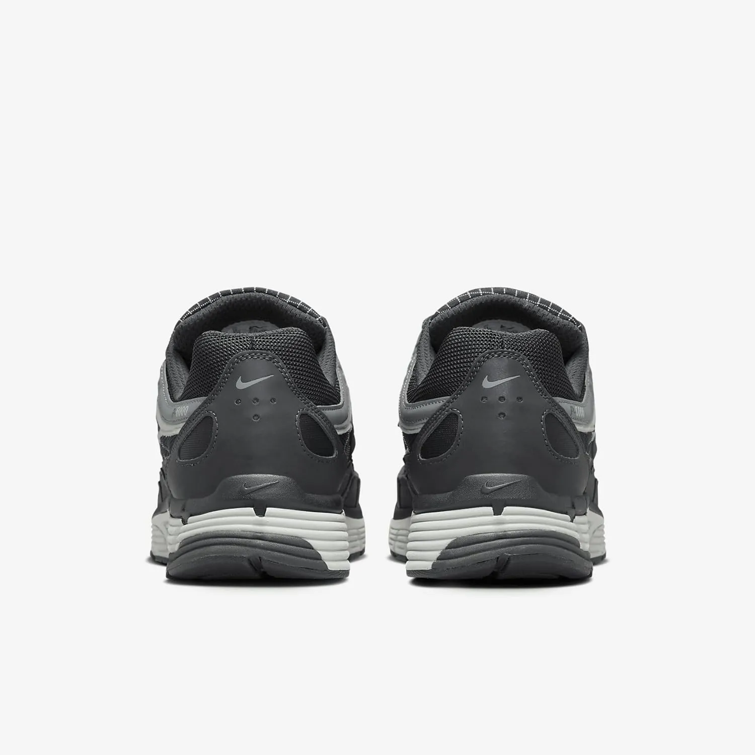 Nike P-6000 Winterized Shoes (HQ3818-001, Anthracite/Smoke Grey/Light Smoke Grey/Black)