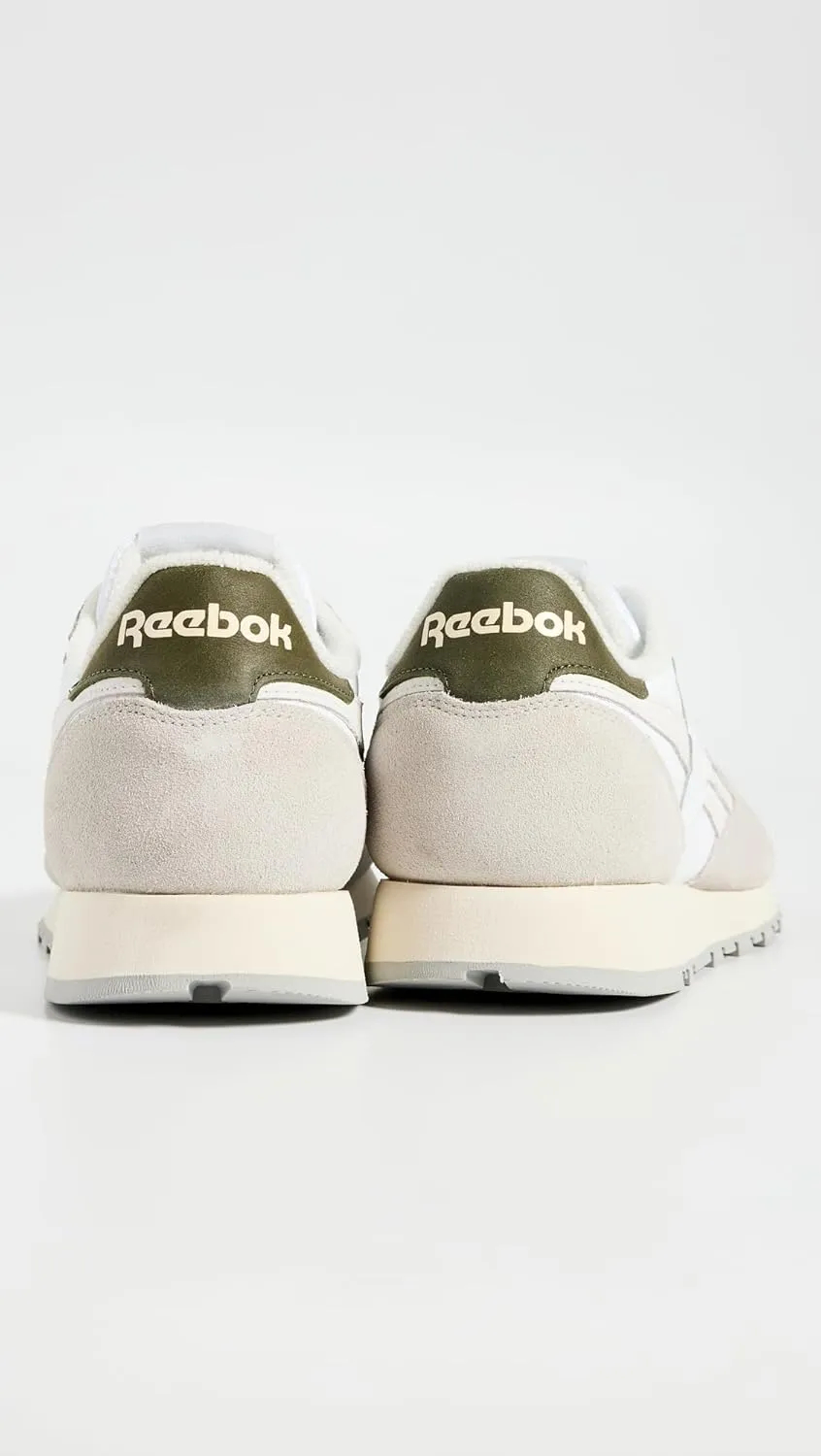 Reebok Unisex-Adult Classic Leather Sneaker