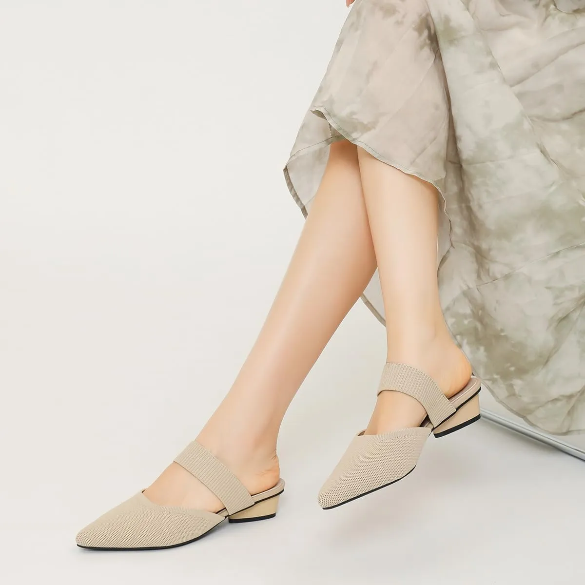 Semwiss Pointed Toe Mules for Women Chunky Low Heeled Sandals Breathable Backless Mesh Knit Slip on Loafers