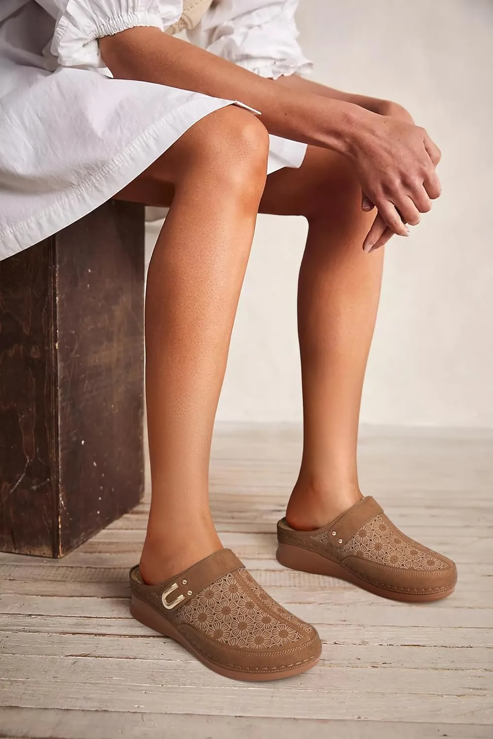 SHIBEVER Clogs for Women Mules Slip-on: Closed Toe Clog - Summer Comfortable Mule