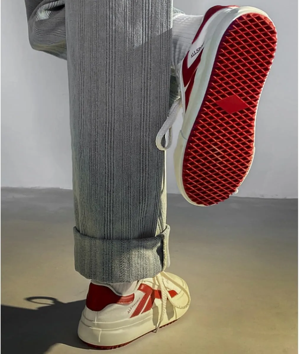 Women's Classic Low-Top White Canvas Sneakers – Retro Style with Bold Red Accents for Everyday Comfort