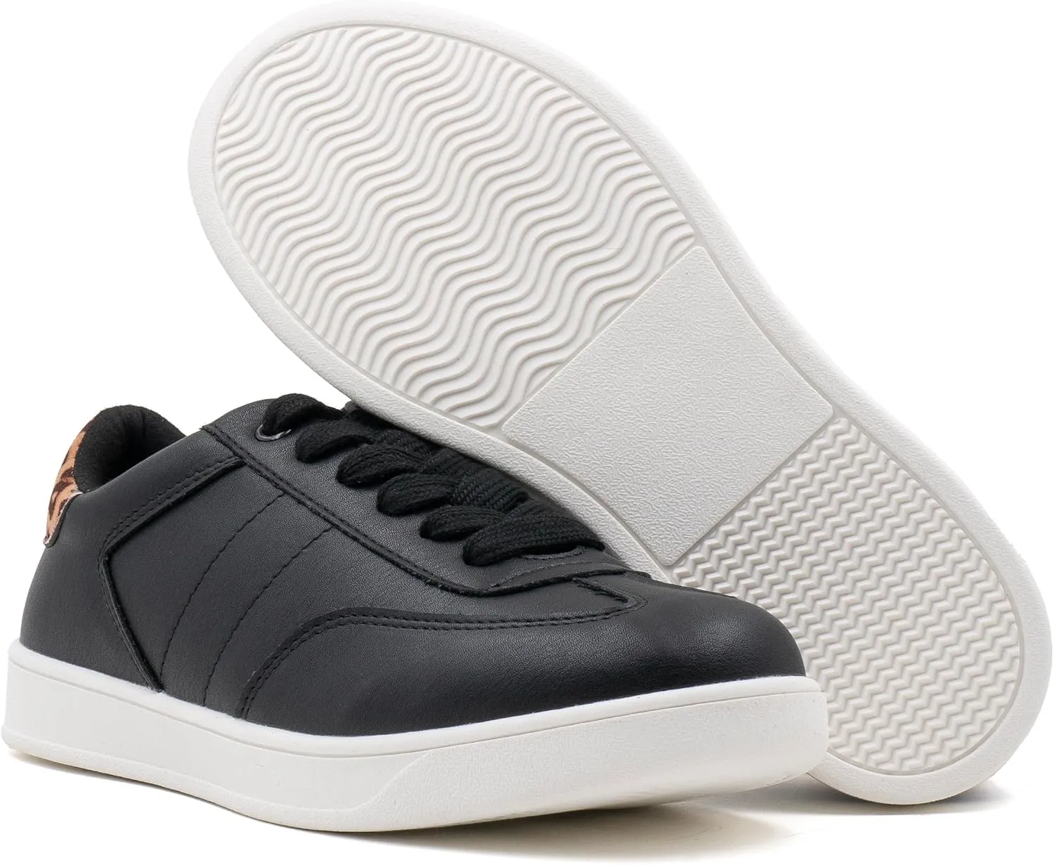Women's Lace Up Trendy Sneaker Classic Fashion Low Top Walking Shoes