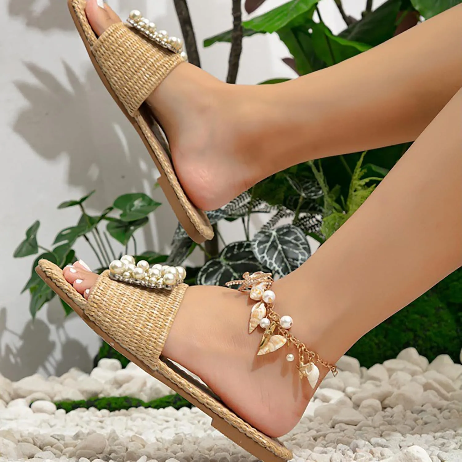 Women's Pearl Weave Wide Width Flat Slides Sandals Fashion Non-Slip Square Toe Slip On Summer Walking Slippers for Indoor Outdoor Beach Daily Wear