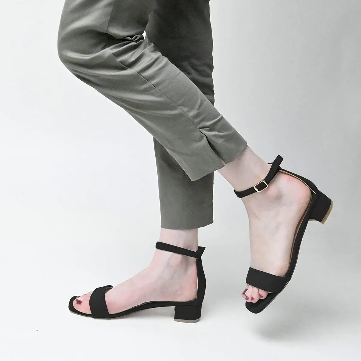XYD Women Open Toe Low Heel Chunky Block Sandals Buckled Ankle Strap Pumps Shoes for Wedding Dress Evening